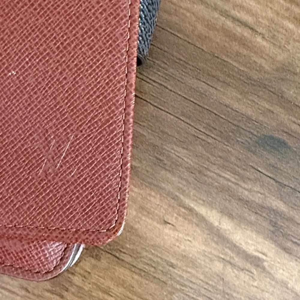 vintage Louis Vuitton Monogram Compact Zippé Wallet